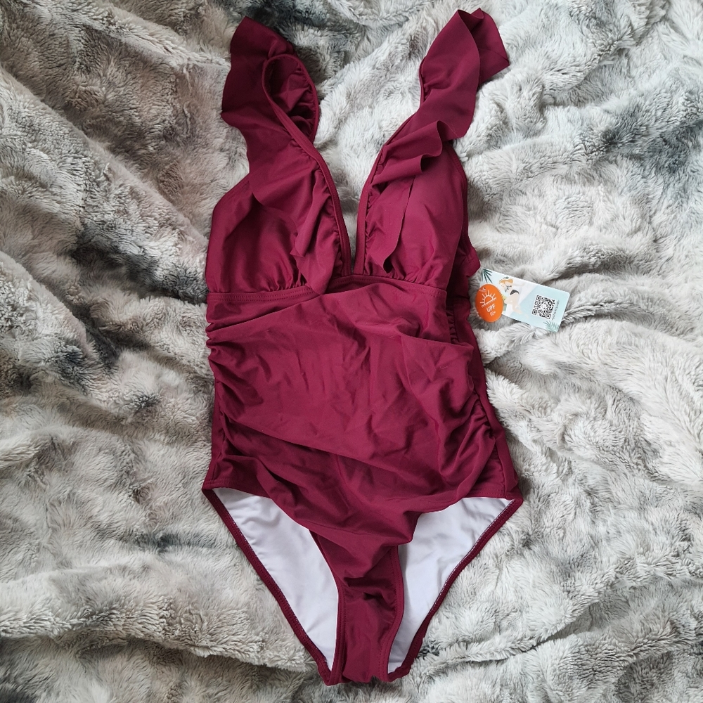 NWT SOCIALA Magenta One-Piece Swimsuit, M